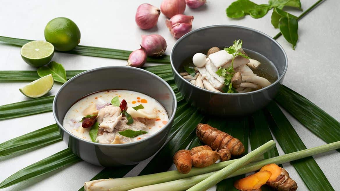 Soi-Social_Pla Tom Ka-Min n Tom Kha Gai