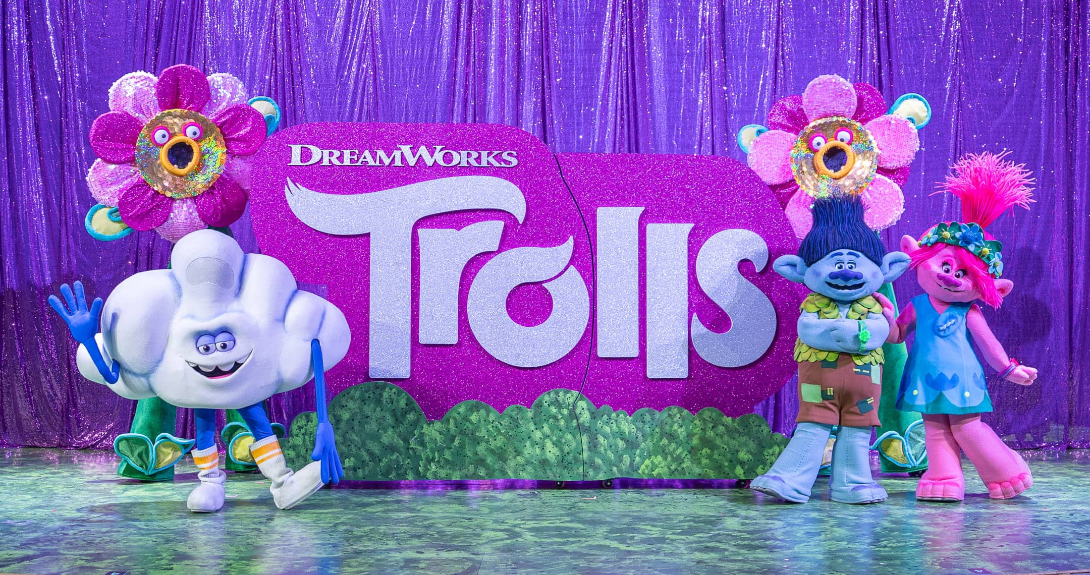 Trolls Hug Time Jubilee