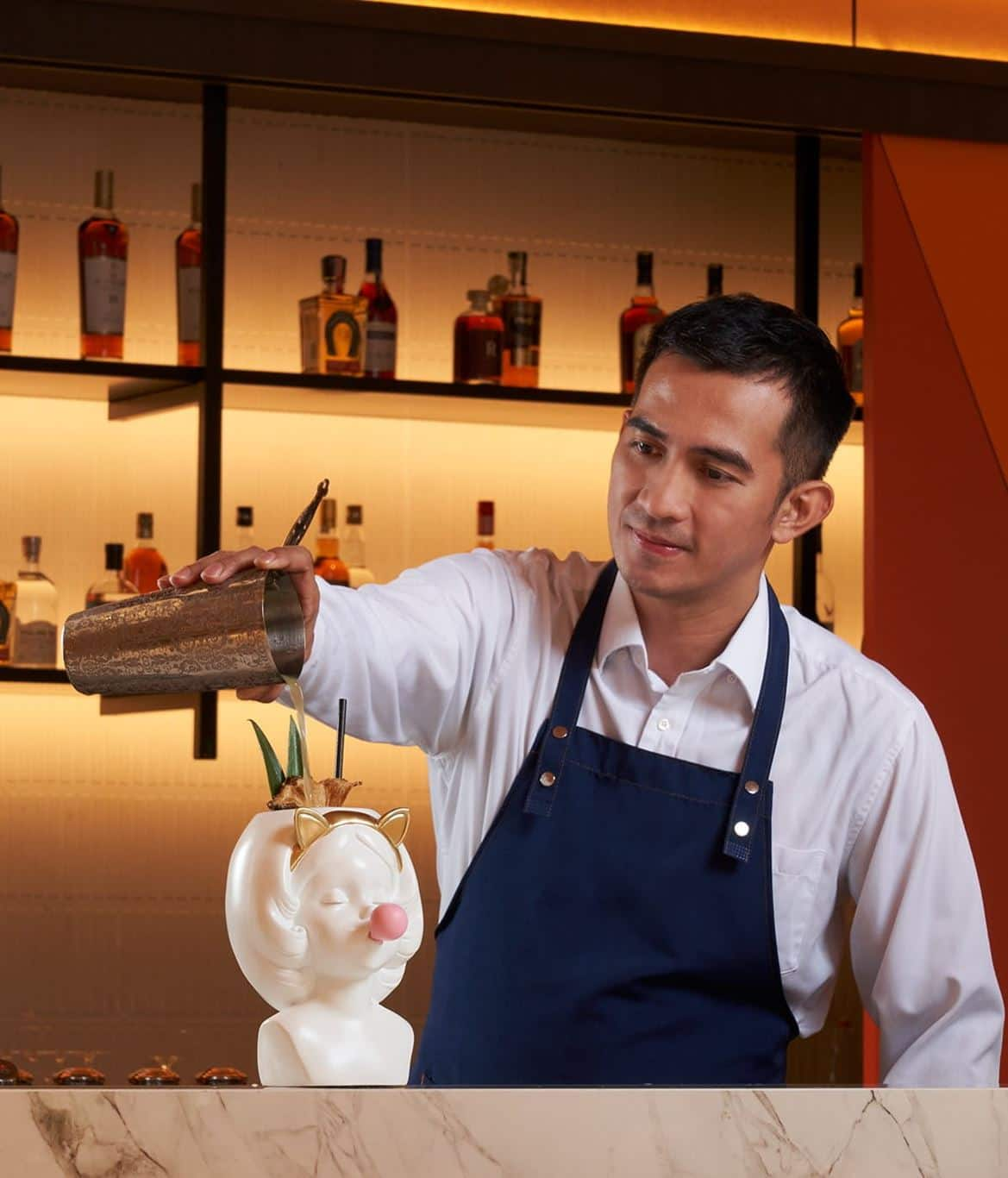 RWS_Ora-Lounge_Bartender