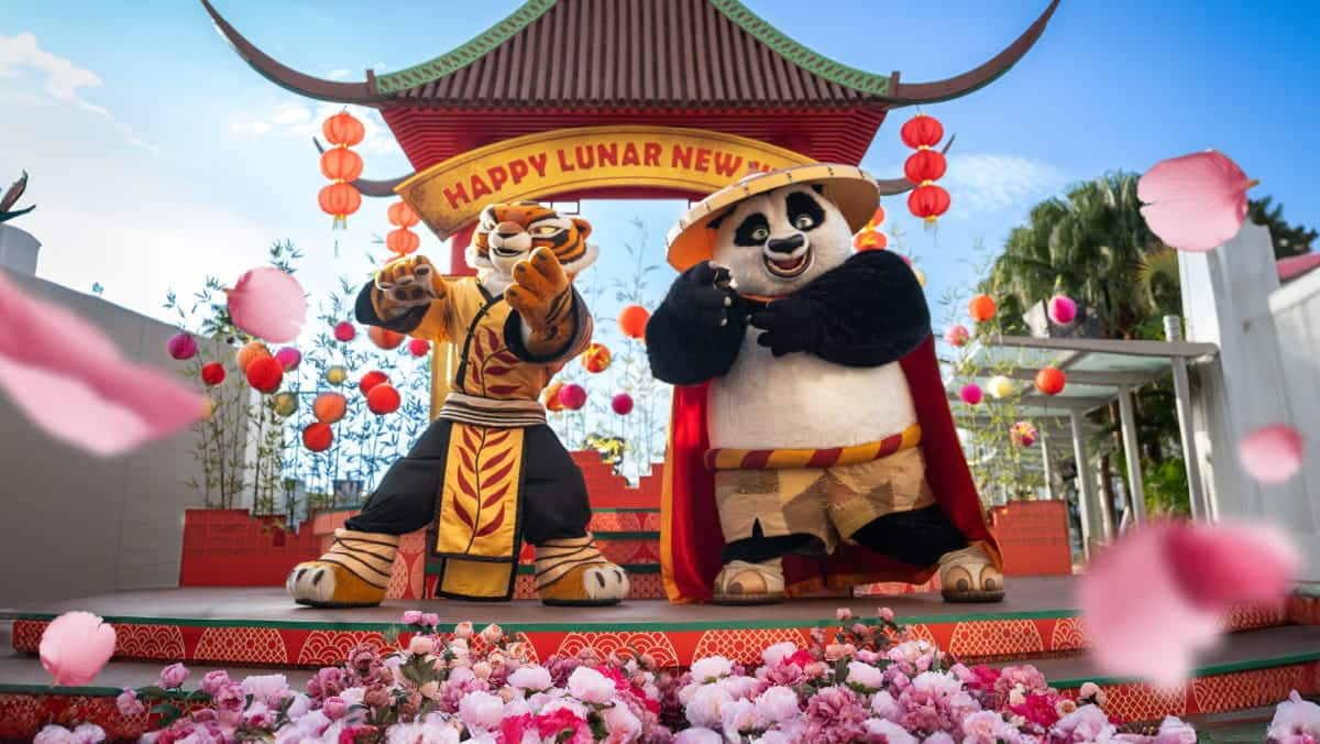 Resort_World_Sentosa_Universal_Studio_Singapore_Chinese_New_Year_2025